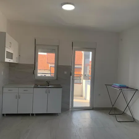 Apartamento Belgrade Airport Luxury Single