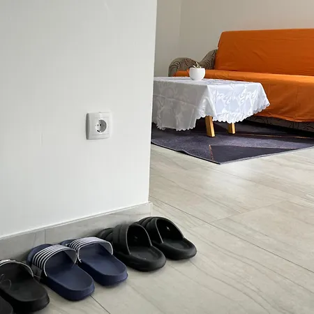 Belgrade Airport Luxury Single Apartamento